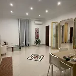 Napule E ... بيت ضيافة 4*