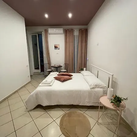 Napule E ... 4* Neapol