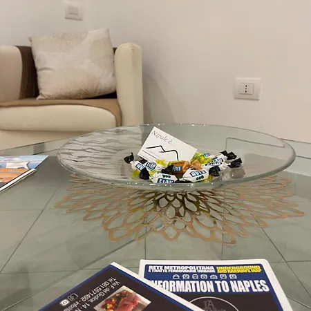 Konukevi Napule E ... Napoli