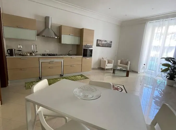 Napule E ... Гостевой дом 4*