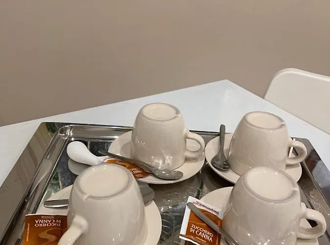 Napule E ... 4* Неаполь