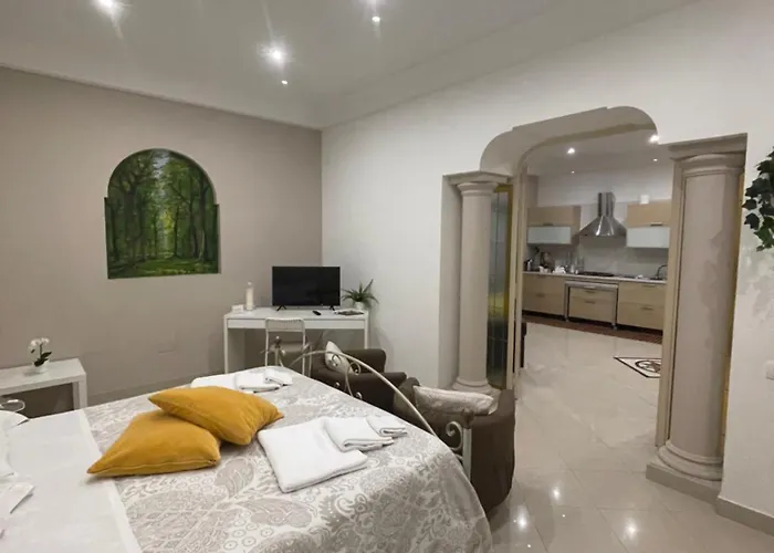 Napule E ... 4* Неаполь