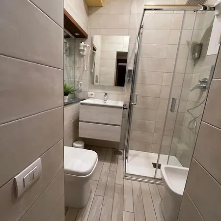 Napule è ... Naples